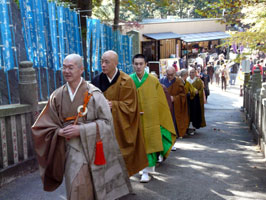 成道会